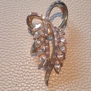 Vintage Coro pendant